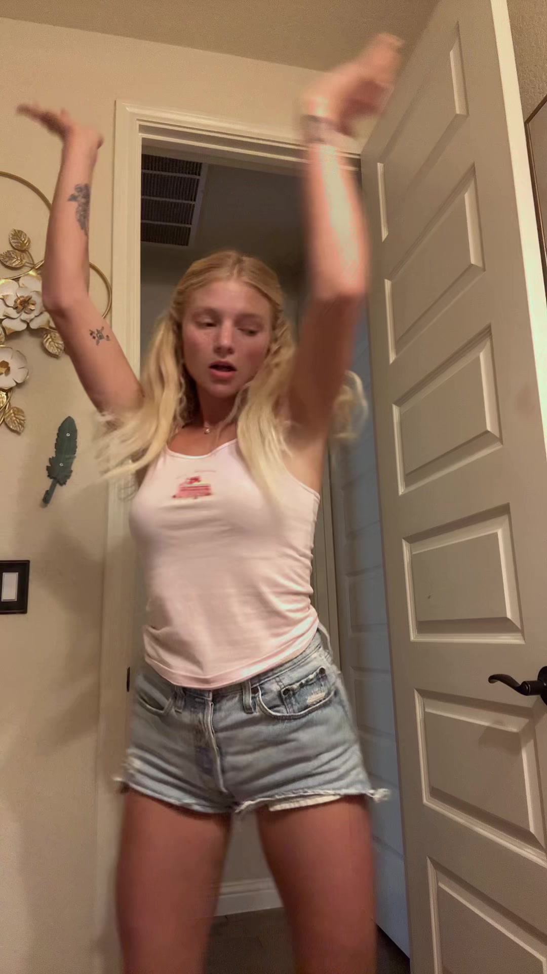@Nicole Lauren 🧿✨