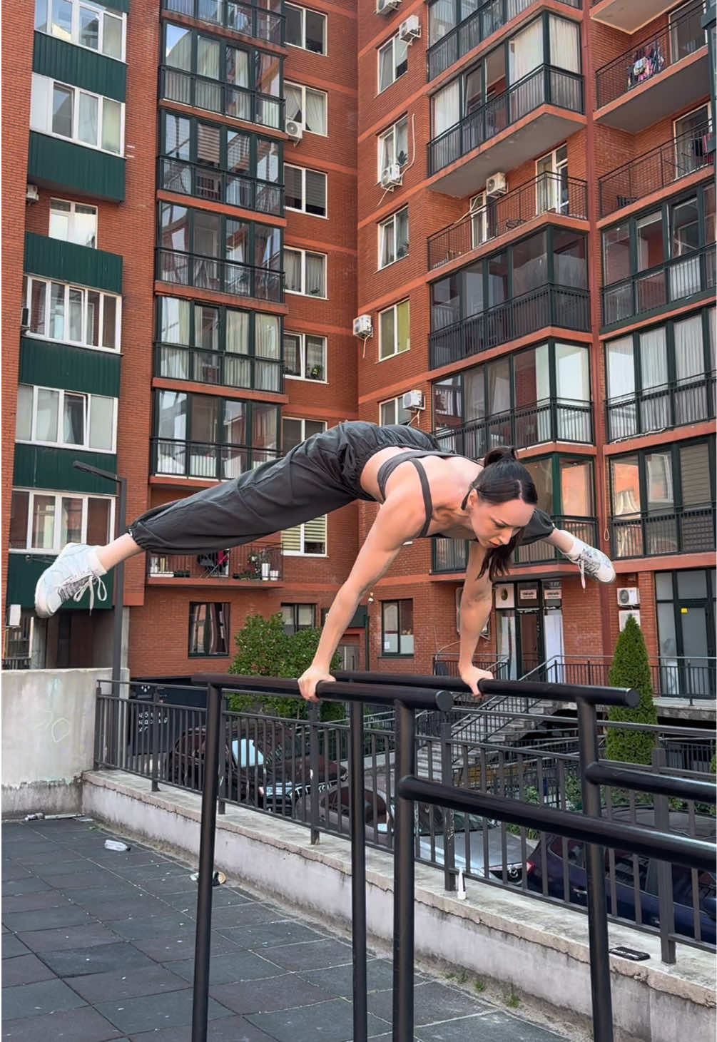 @lena.calisthenics