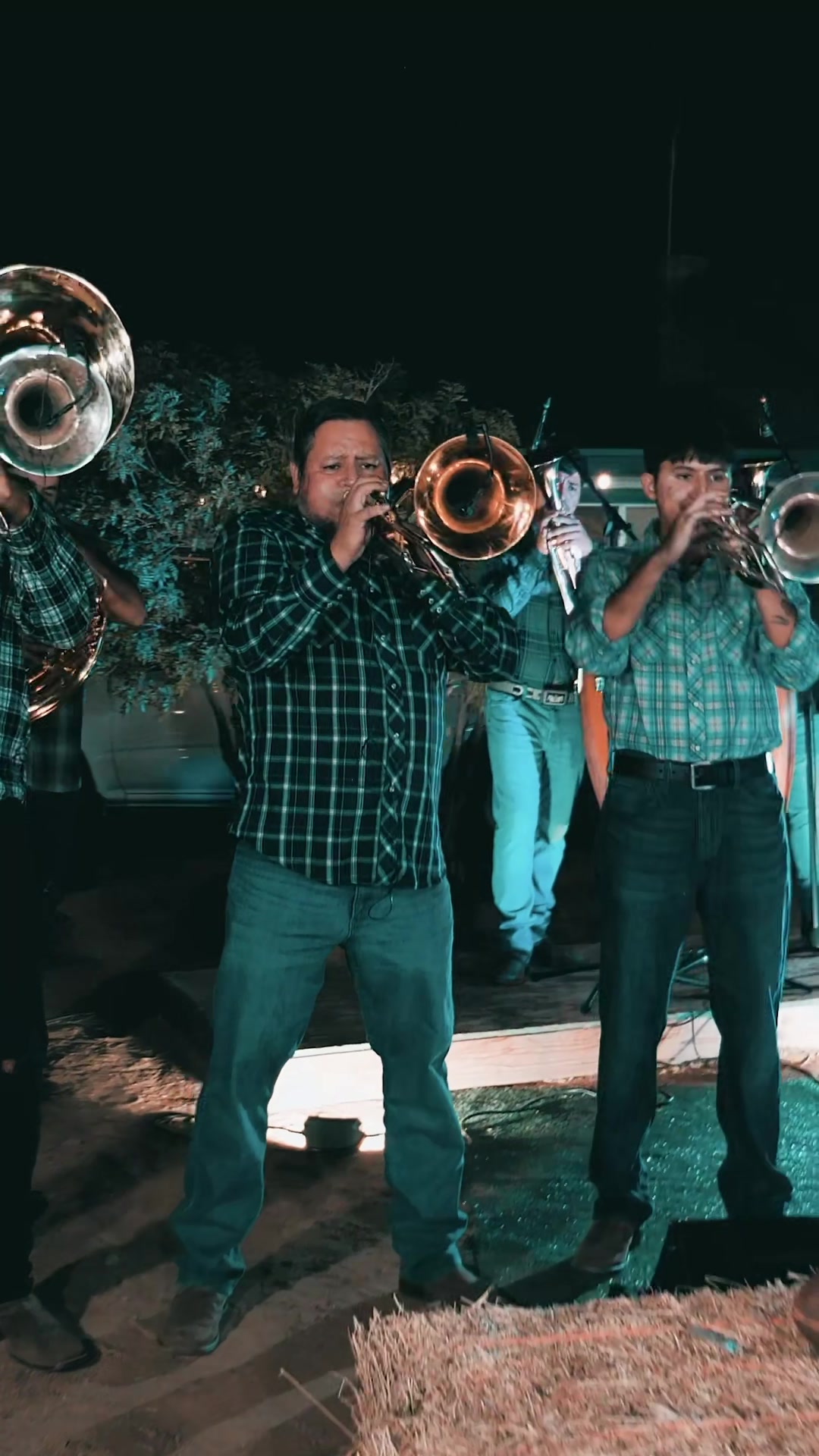 @Banda AZ