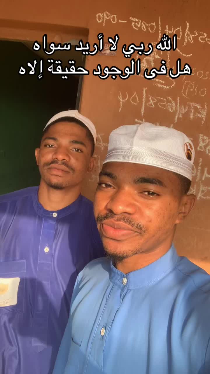 @Unique twins