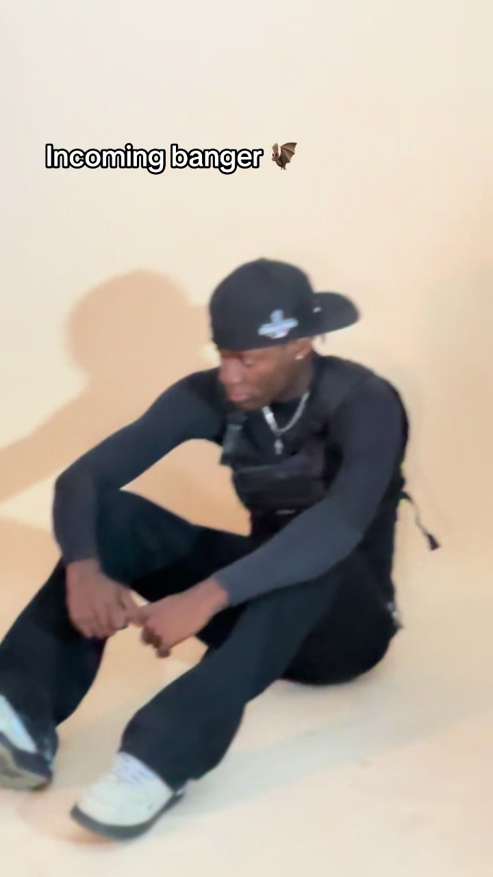@🥷𝐃𝚰𝐕𝐘𝐍𝐄🥷