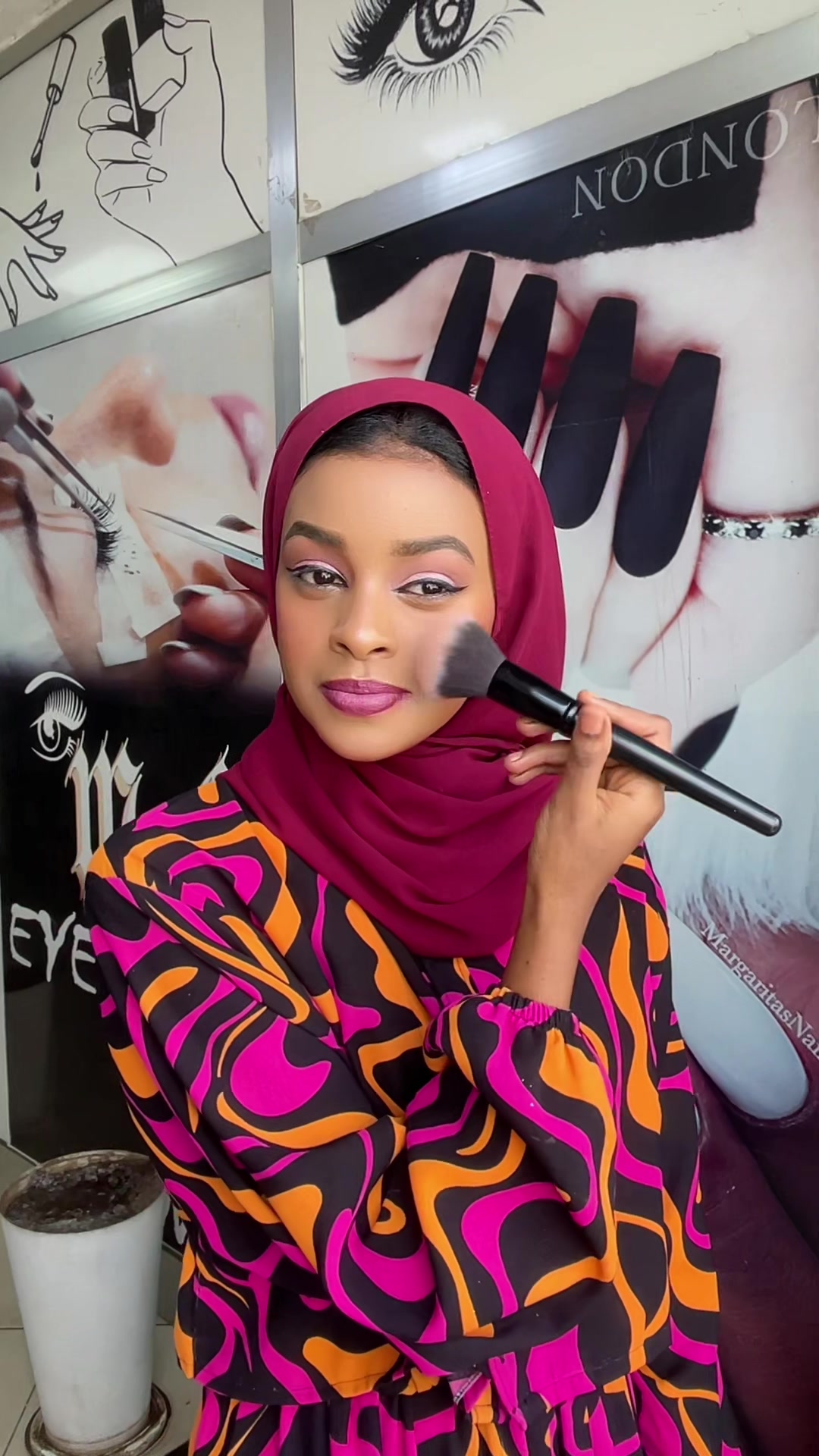 @Neim Makeup Nail๐
& eyelash