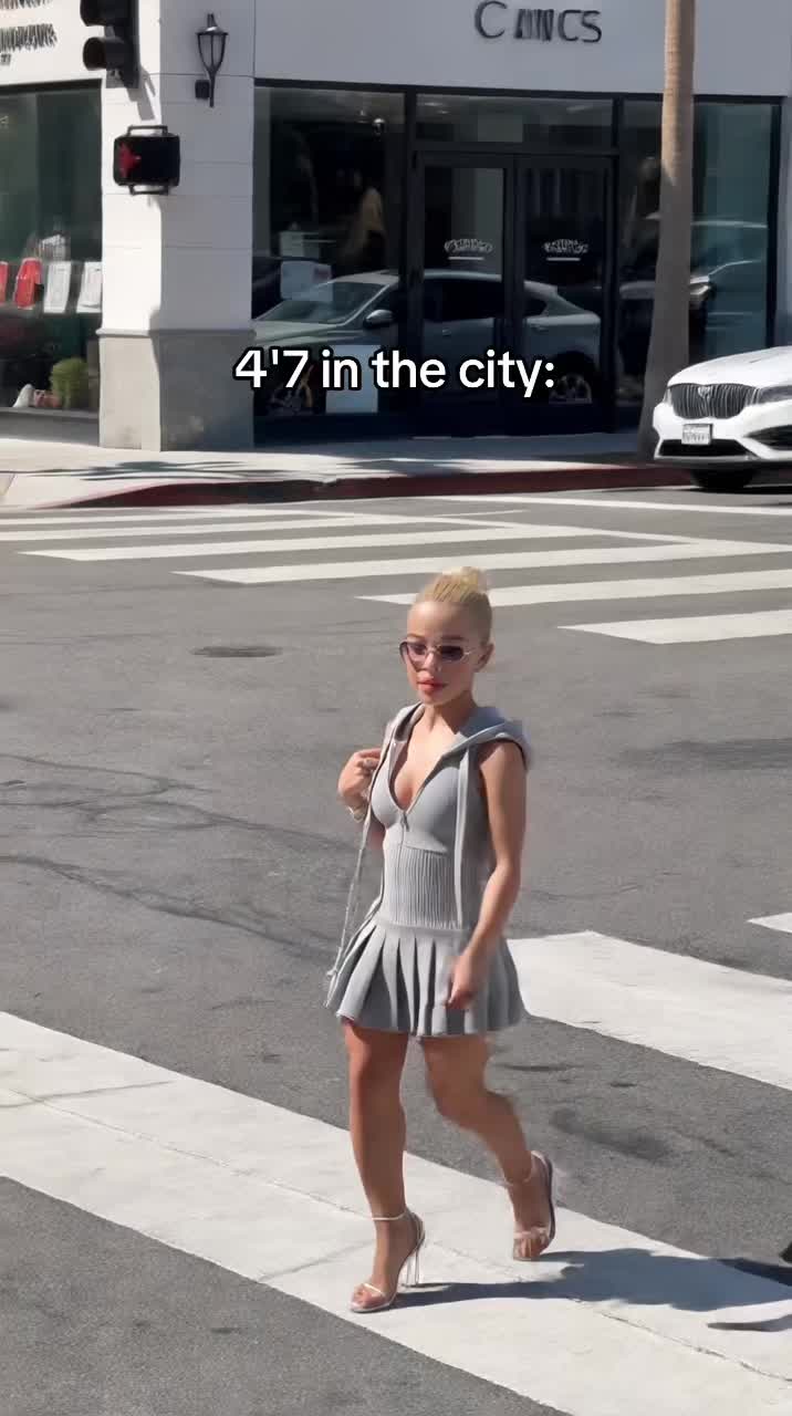 @Elina
