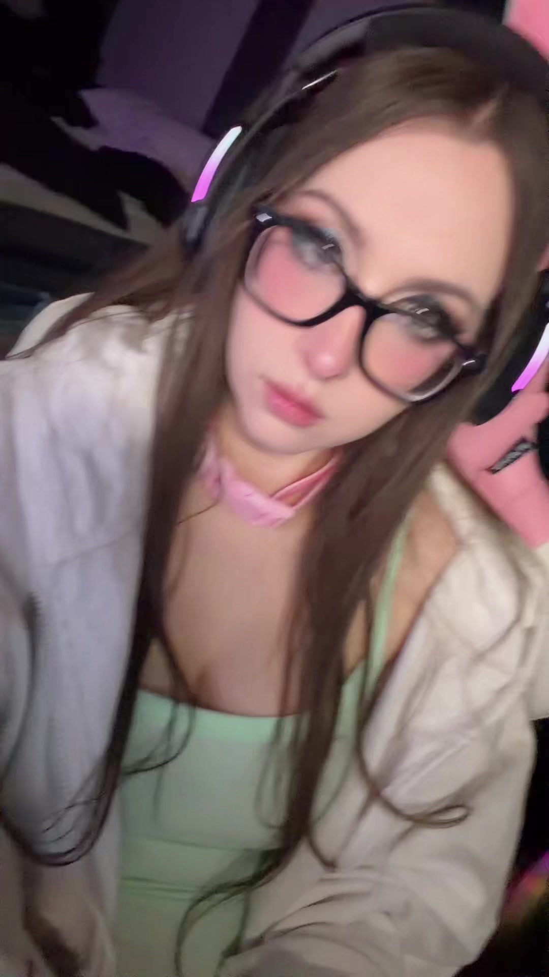 @Luna C. Kitsuen