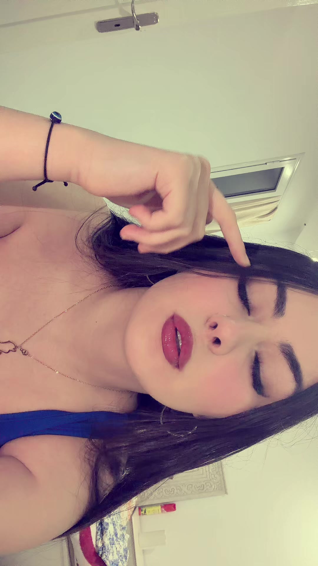 @Nadee Mahfoudhi🍒