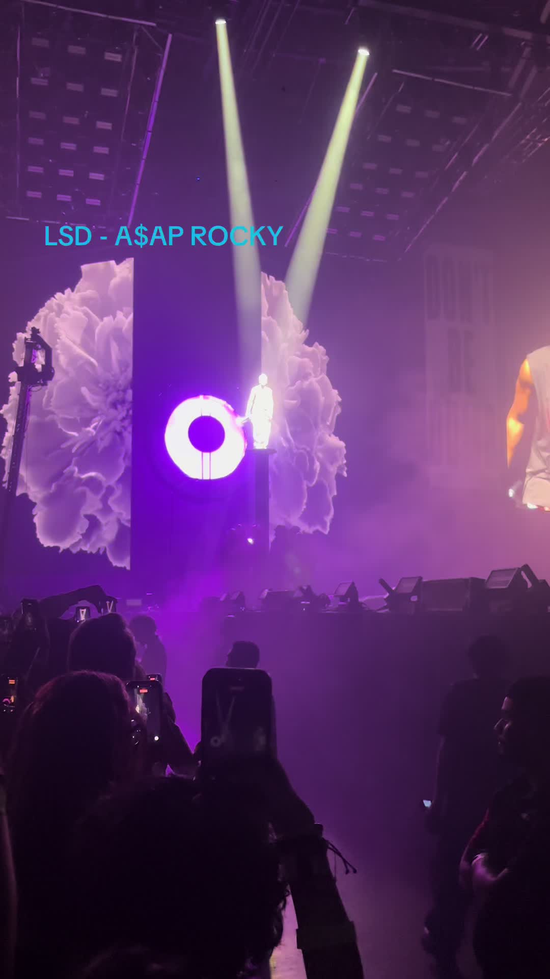 @luxalishious🦄🍭☮️🍩