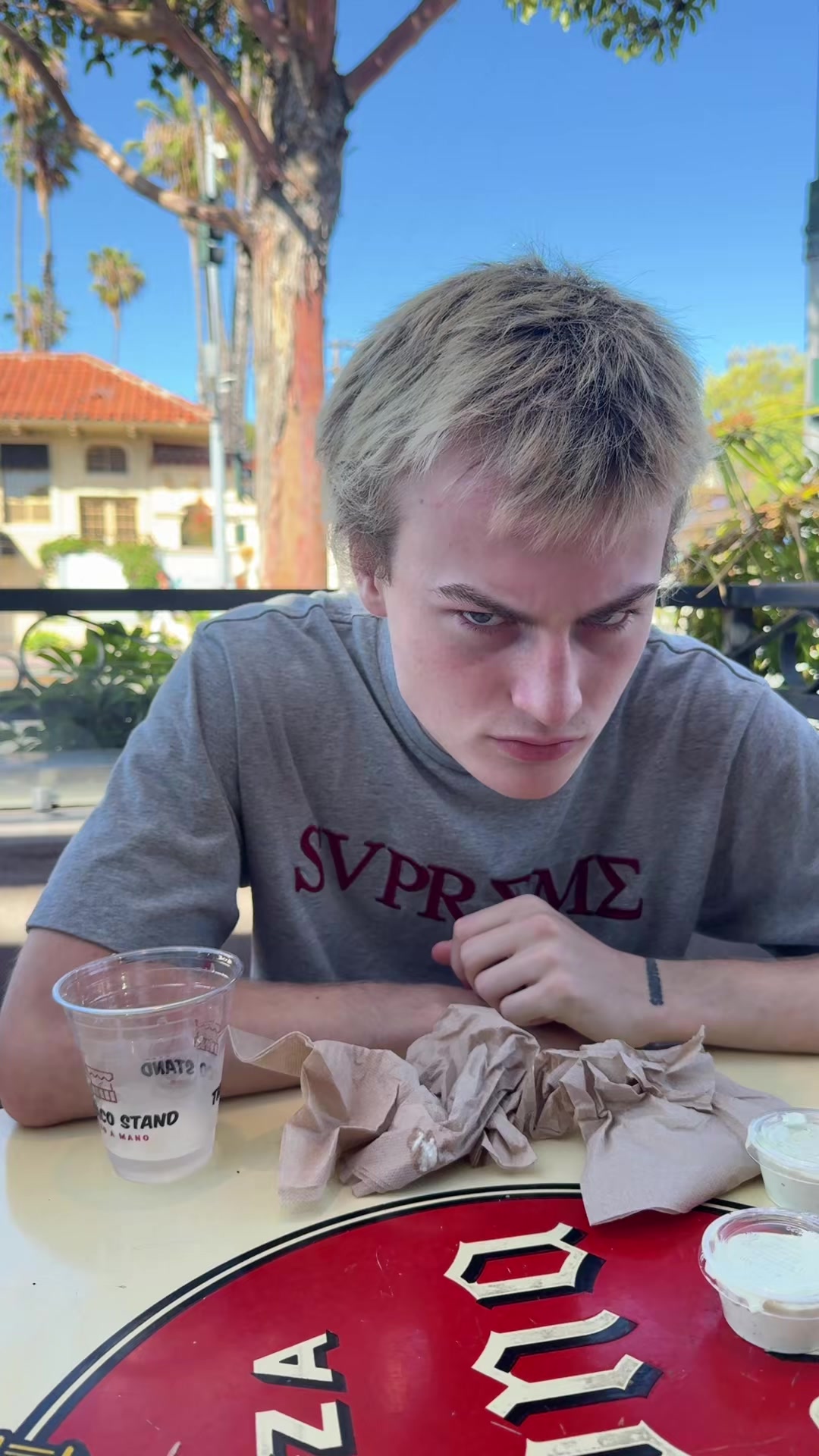 @️brodeez 