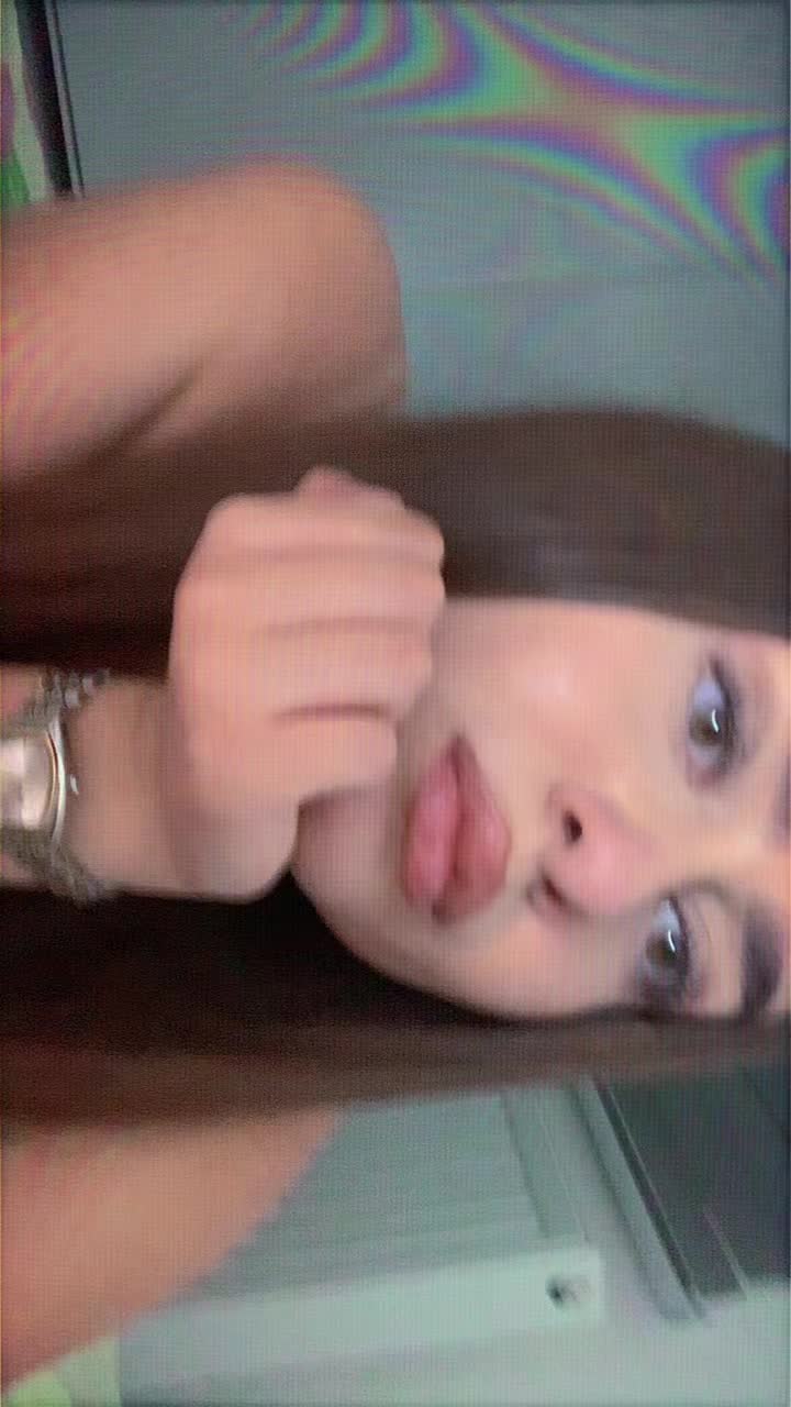 @Angelova