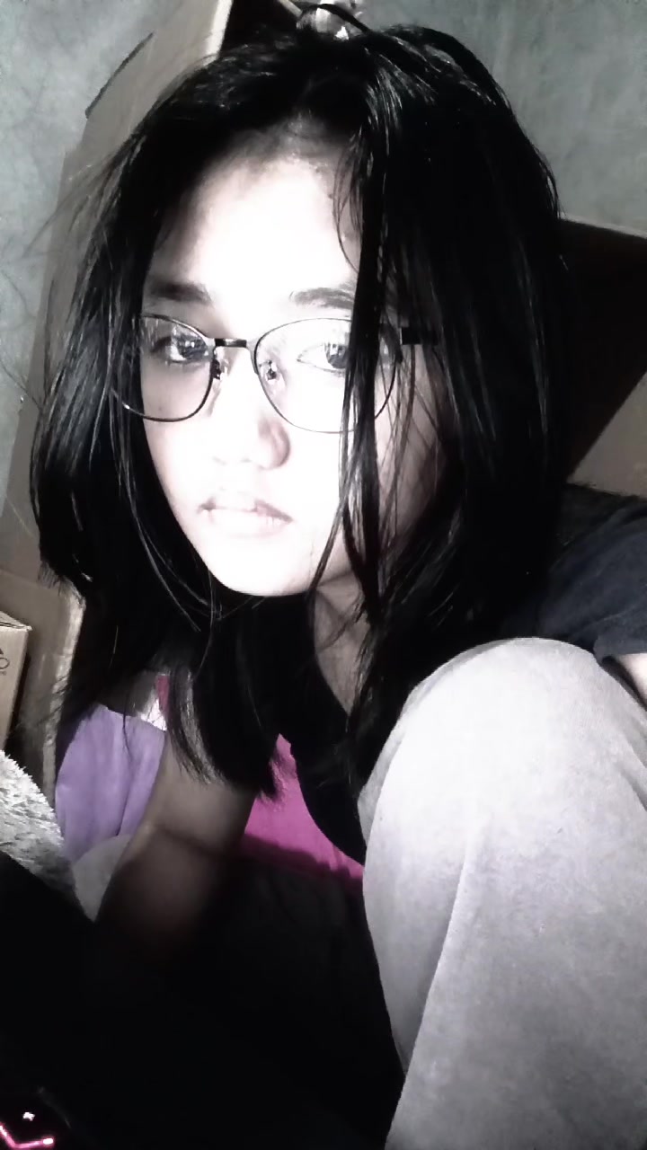 @Peekaboo🫣
