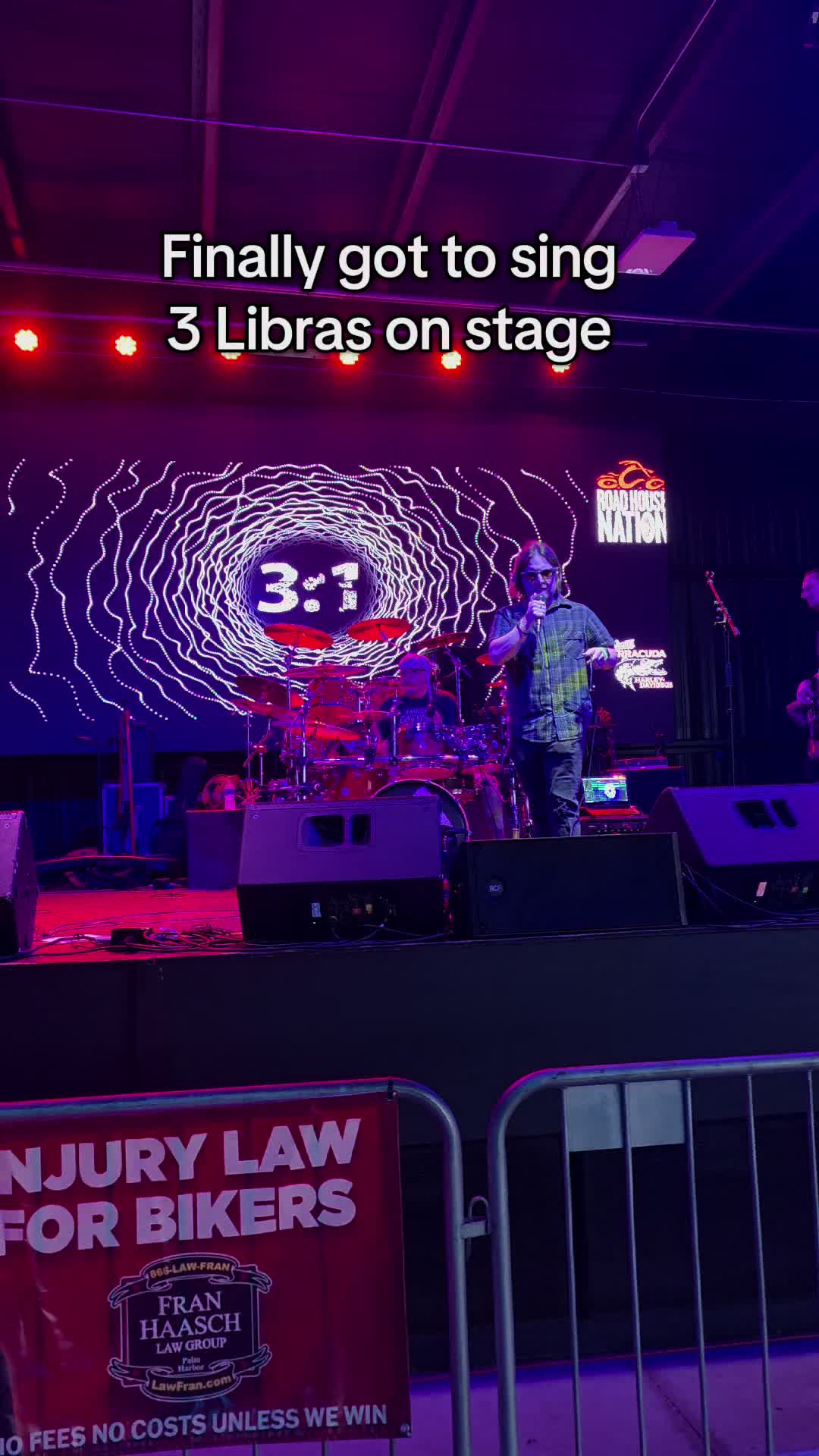@Steve | Singer | 3 to 1 🤘