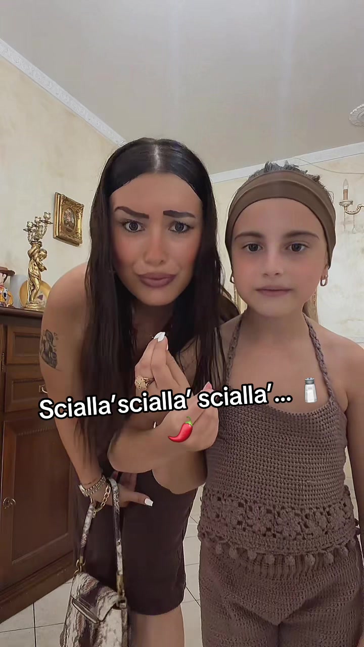 @๐ azzurra la Queen ๐