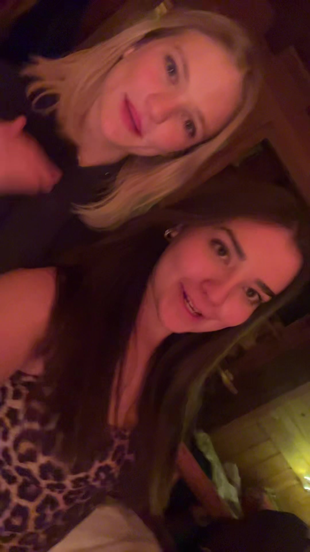 @annaballs