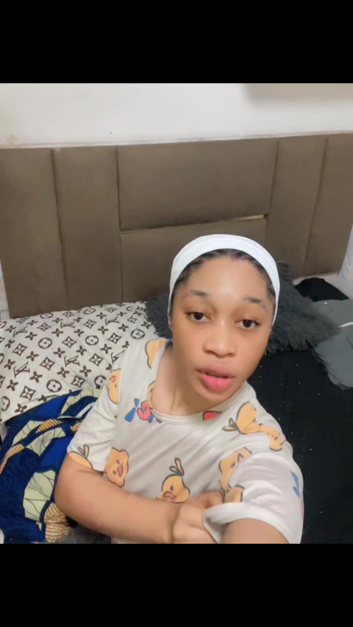 @FARIDA🤍🎀._