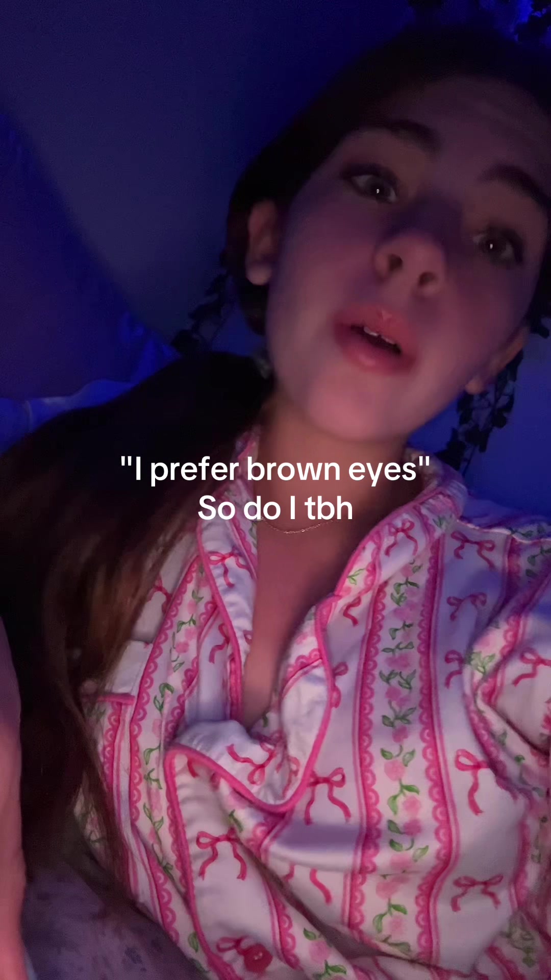 @???
