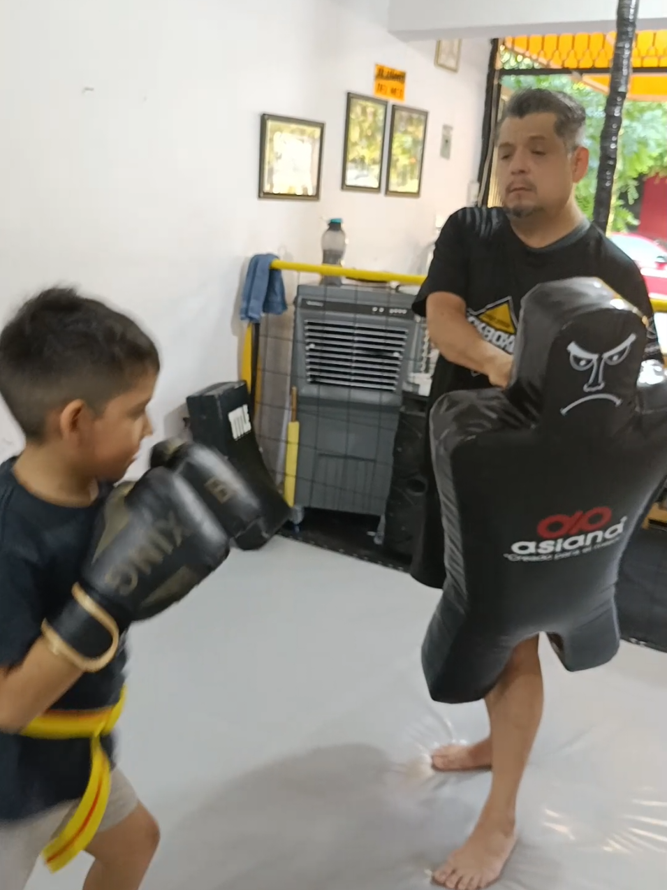 @ZavaletaKickboxing_mma