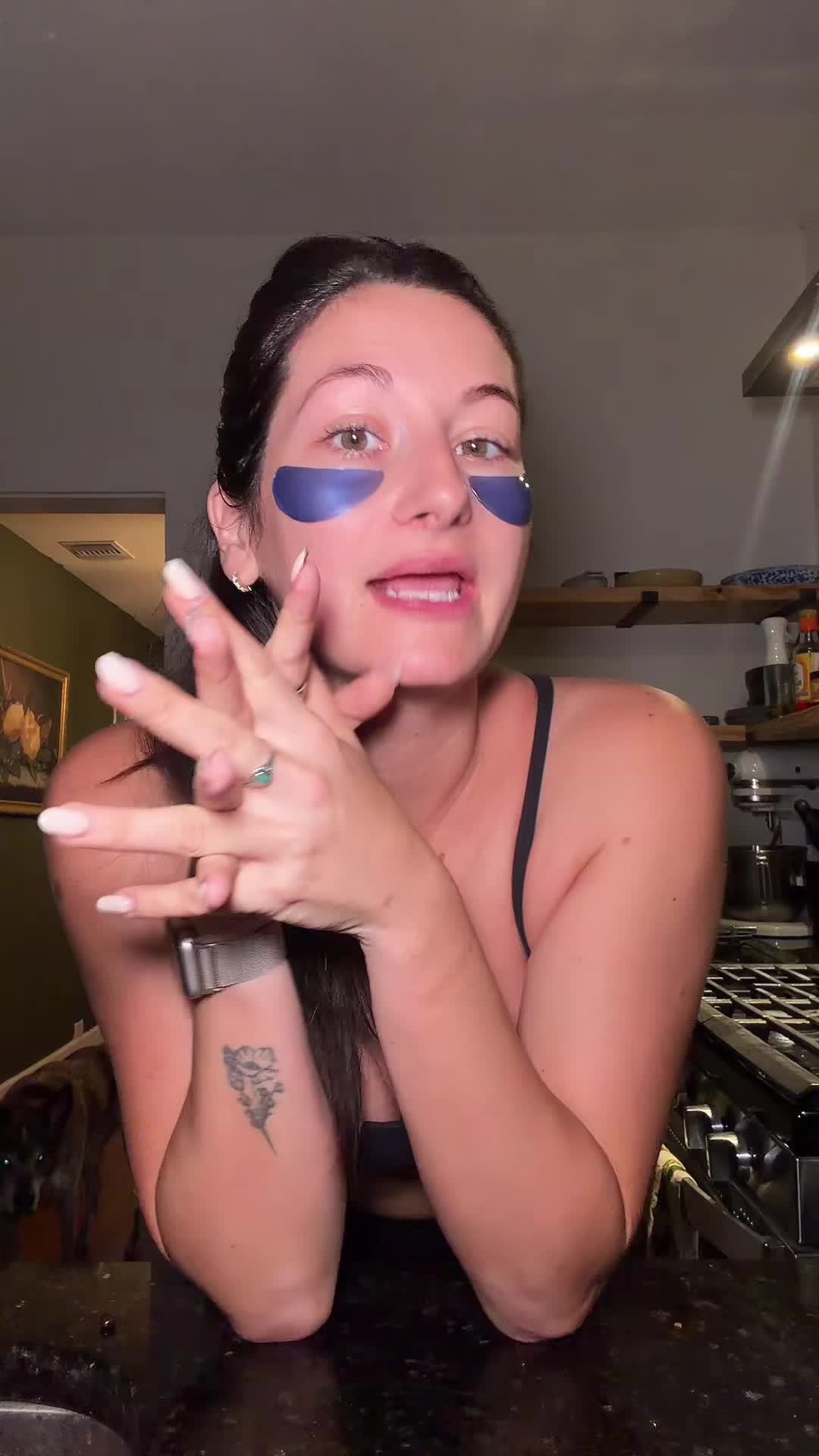 @sasarahthornton