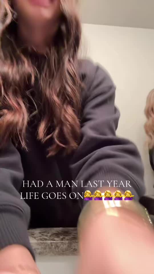 @macyvr