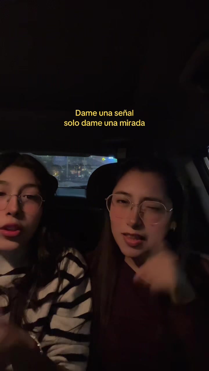 @Nicol Anali 🦋