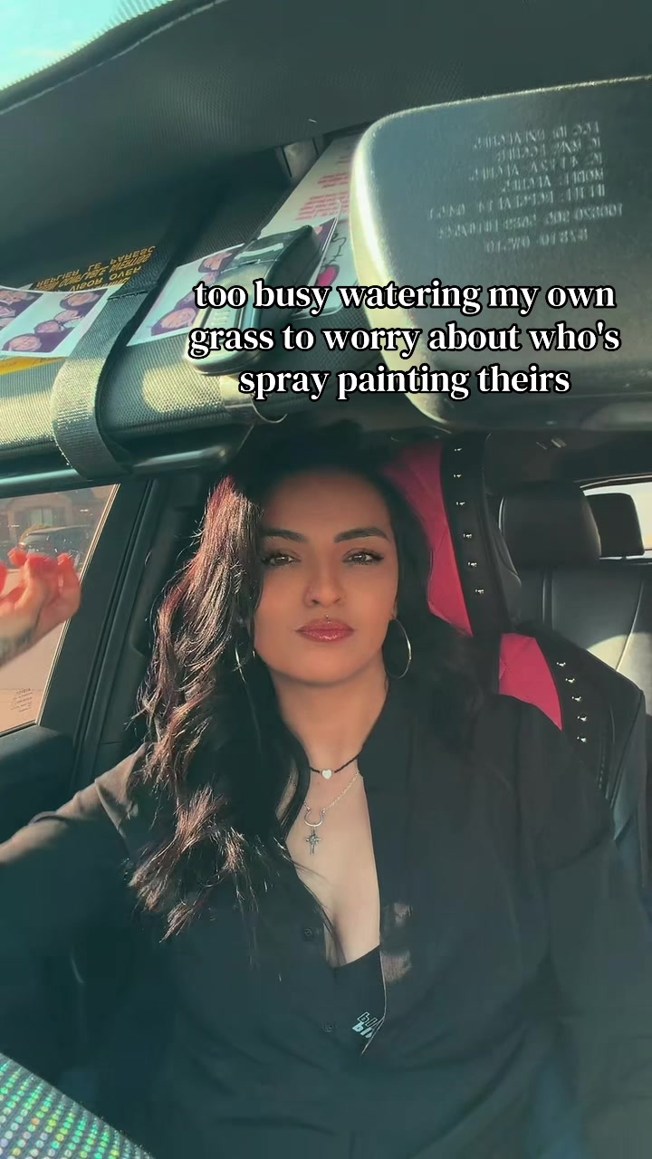@Adriana