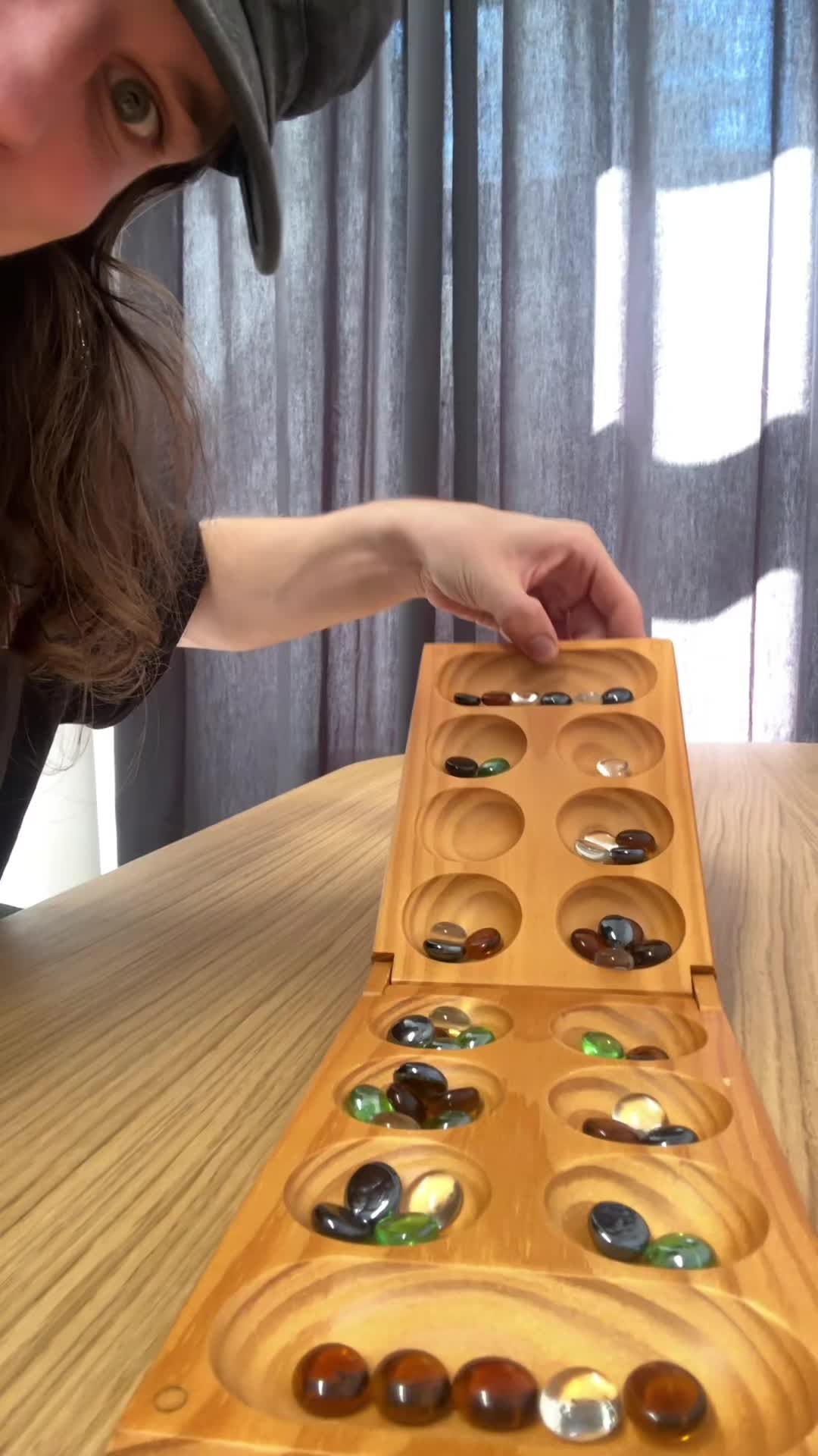 @queensell_games