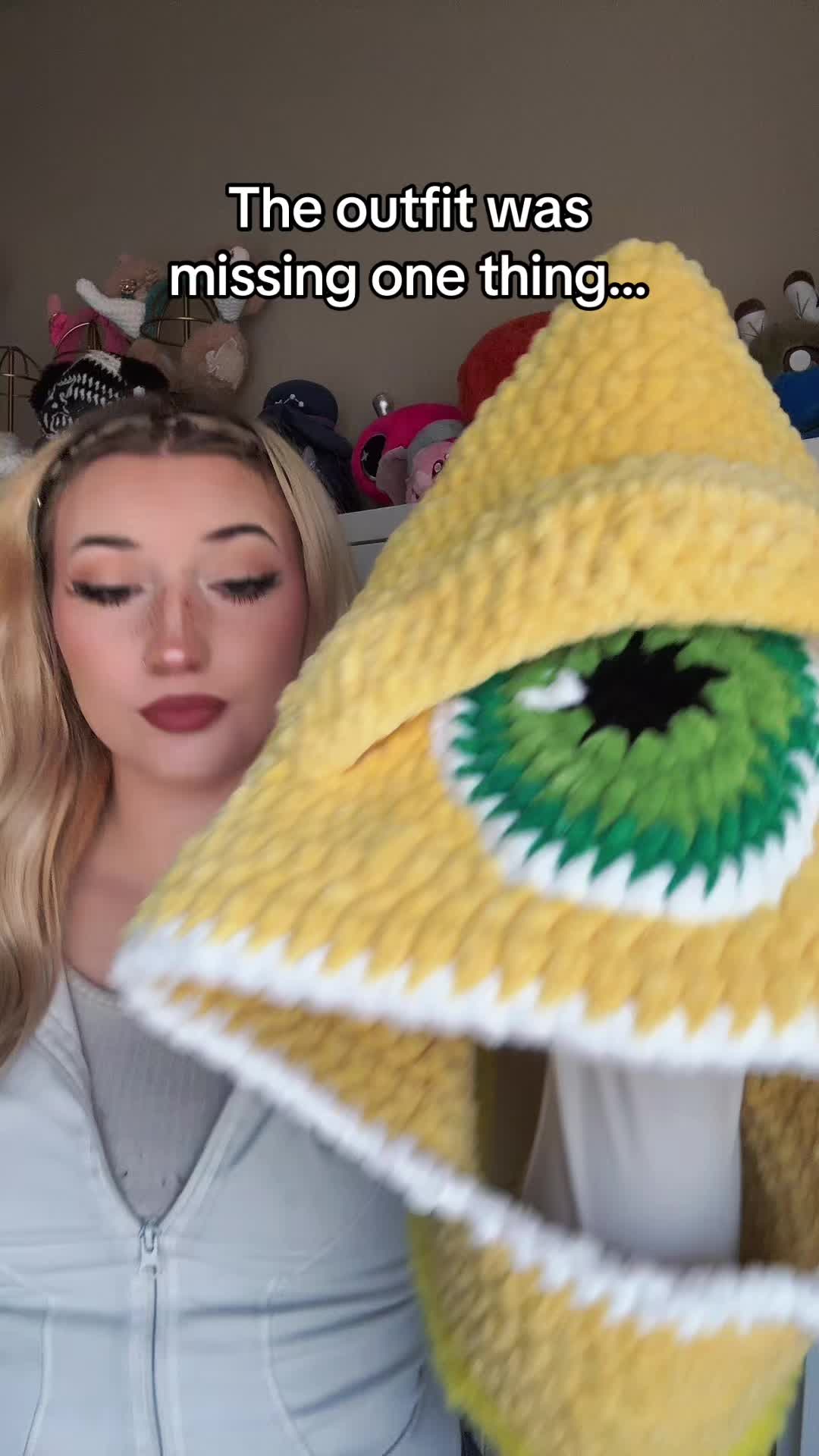 @LunarLeafThreads