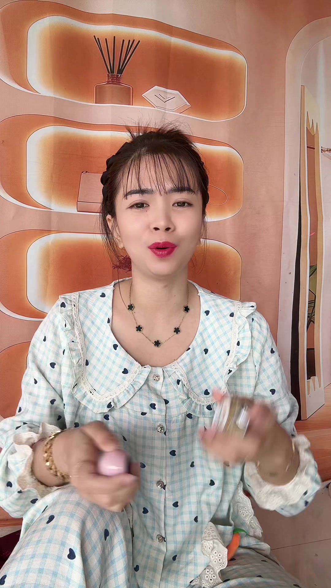 @Em Cẩm Nè