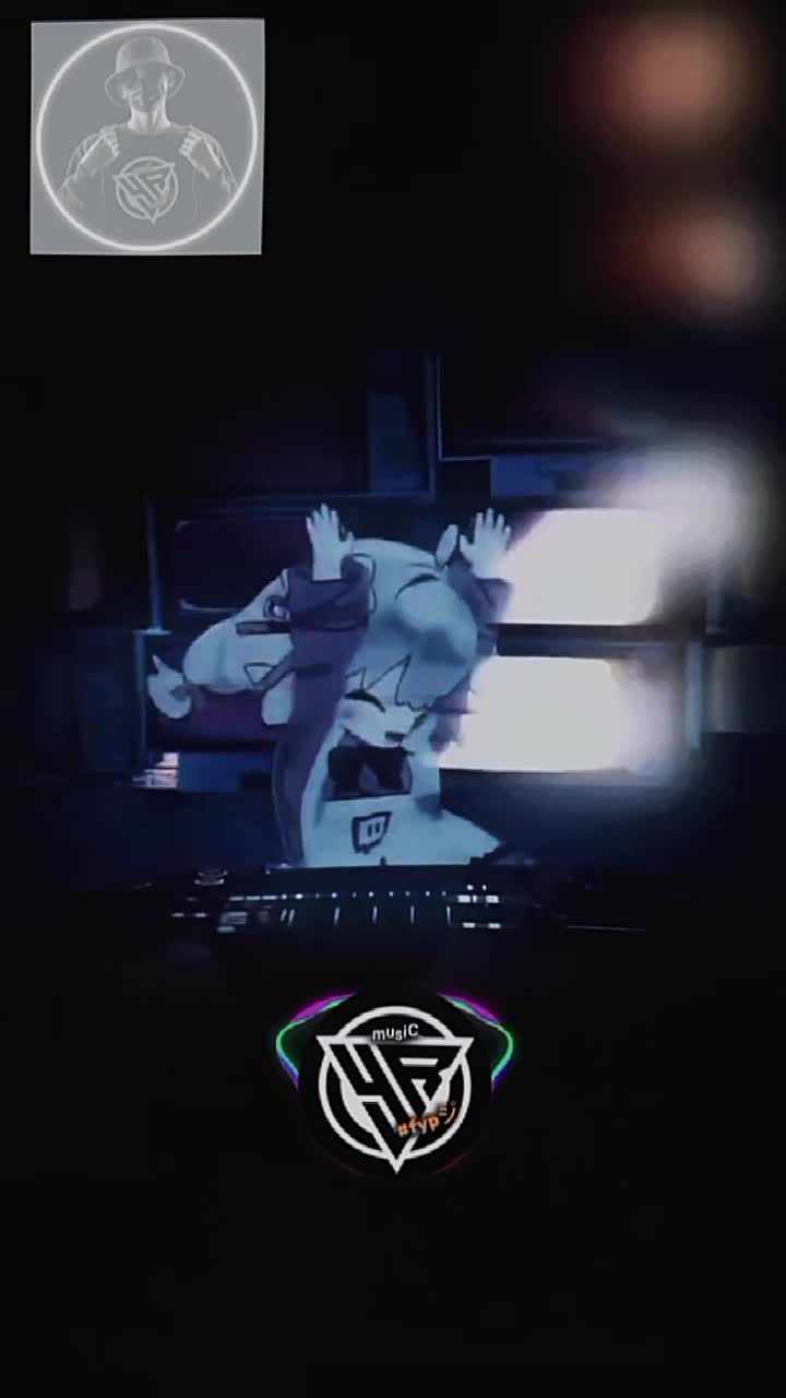 @𝙮๏𝙮๏.𝙍 シ゚