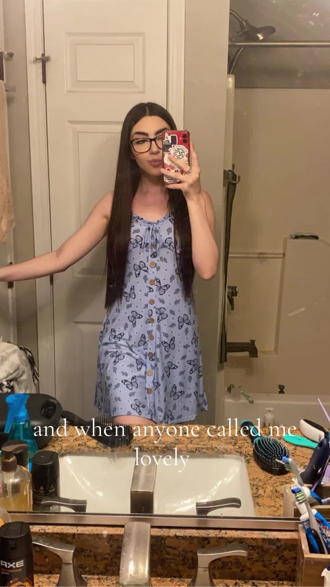 @Bella 🖤