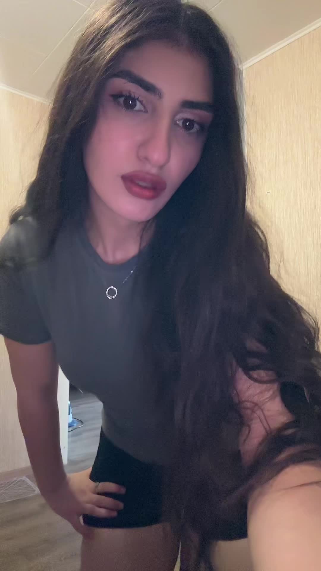@foxaniel