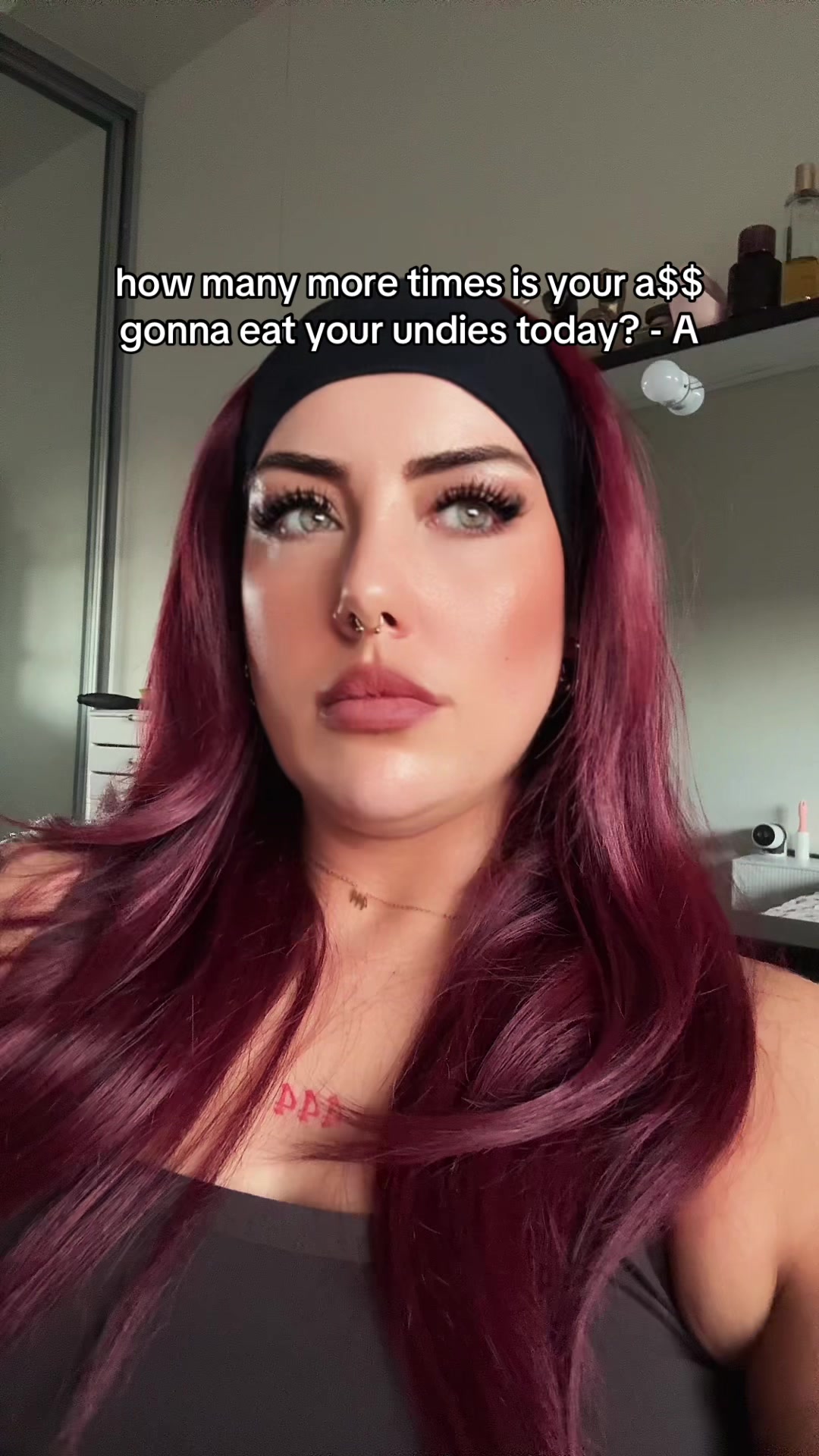 @LEASHBIAN 😈