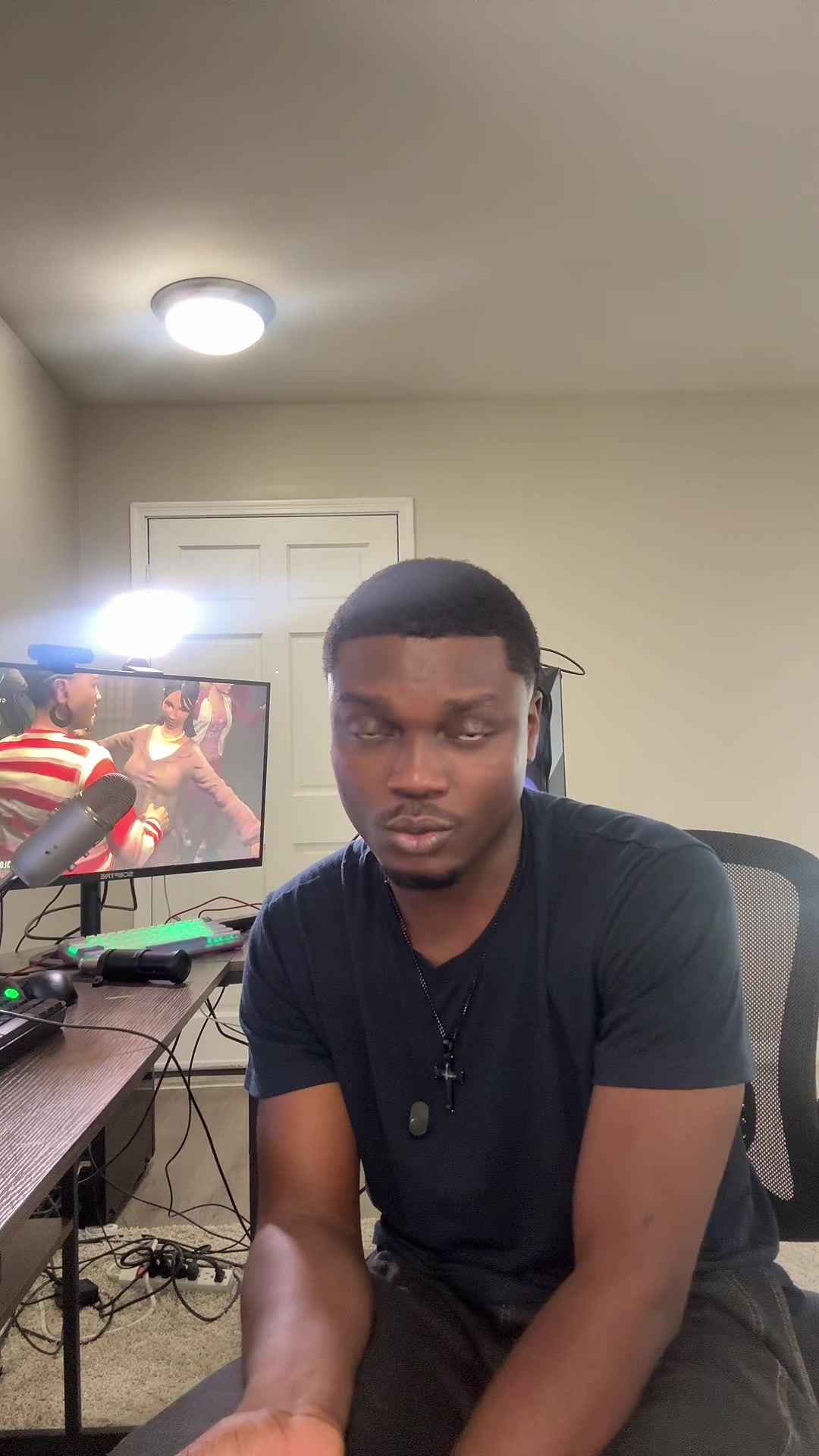 @OlukuBiscuit