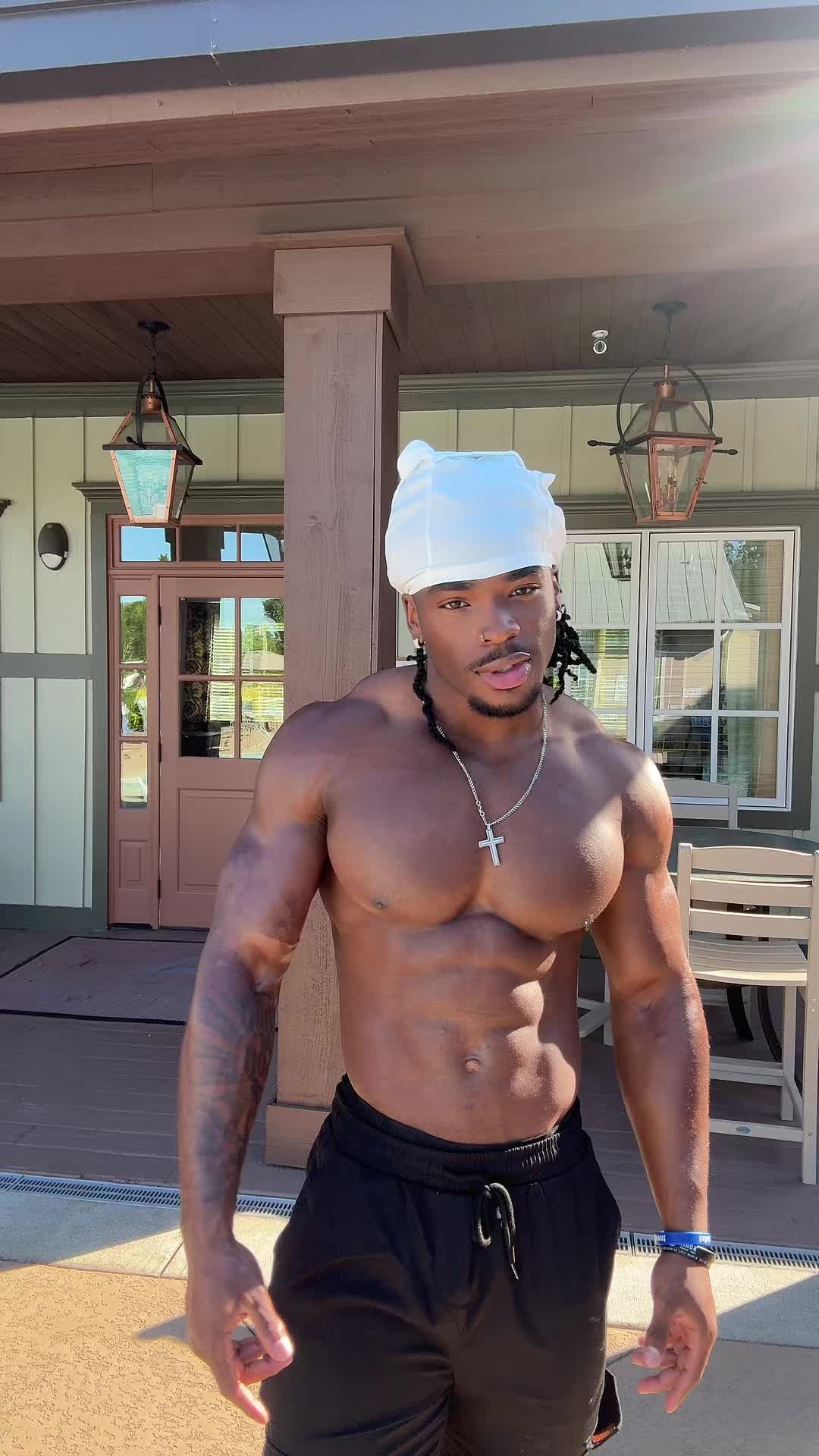 @FamousboyD 2.0