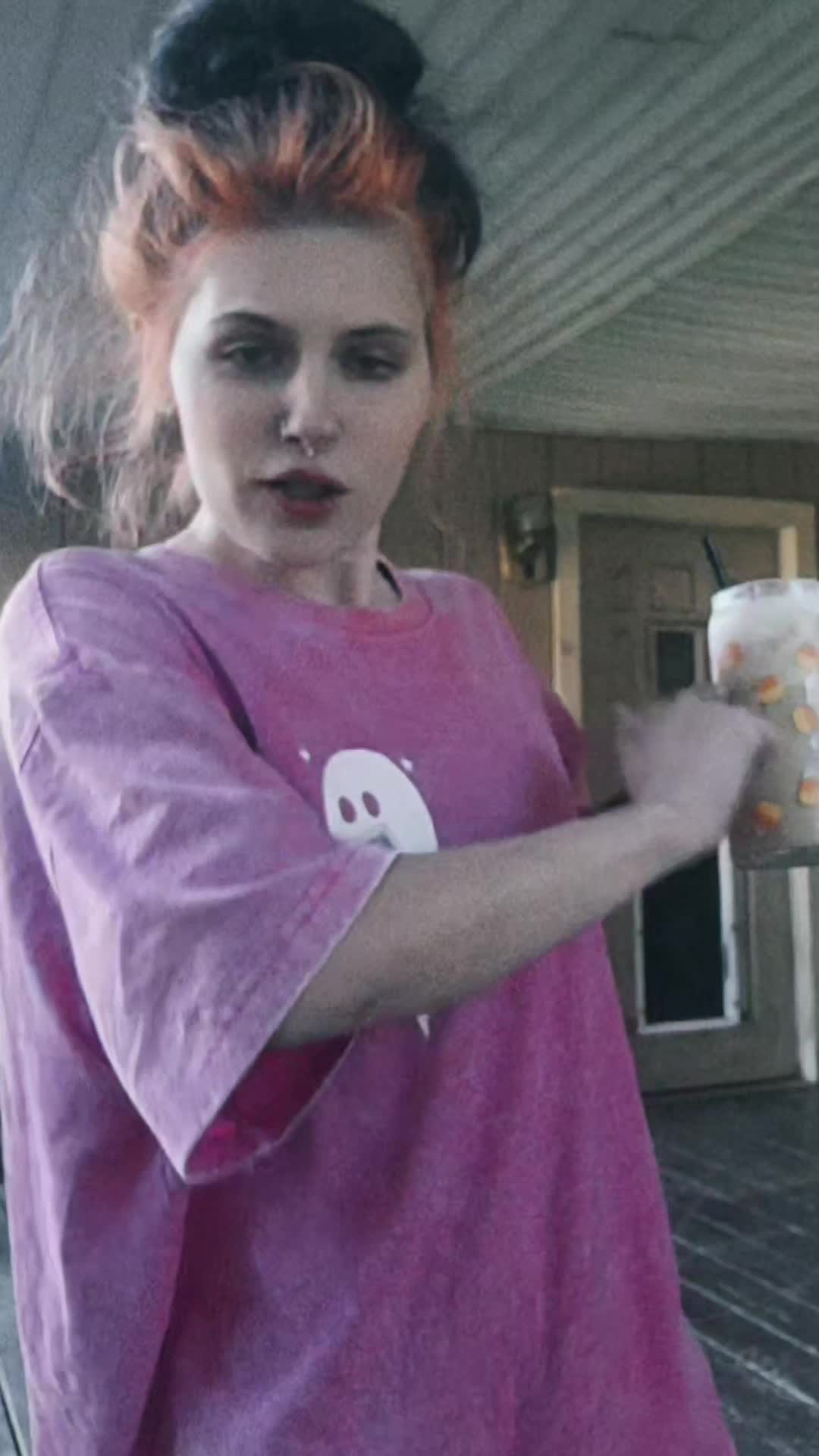 @Lexxxx