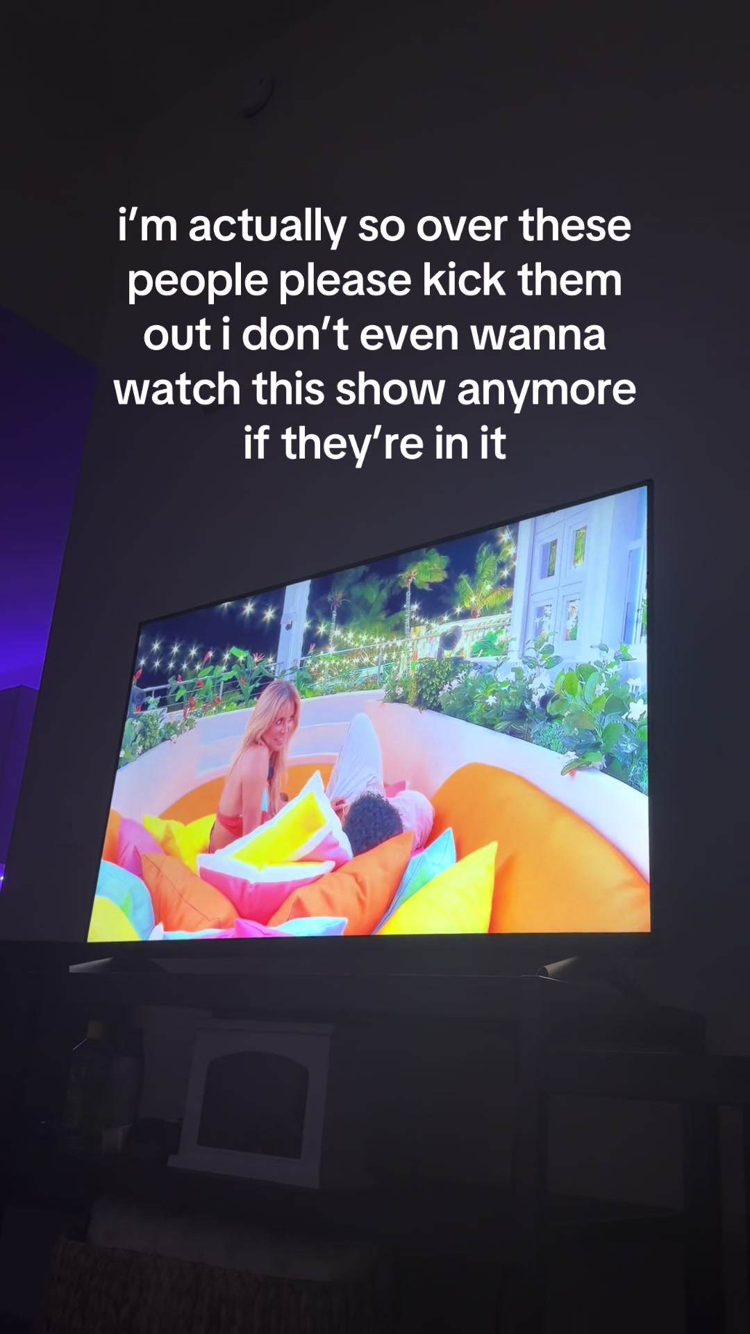 @Jules🪩☮️🦋🥂🫶🏼