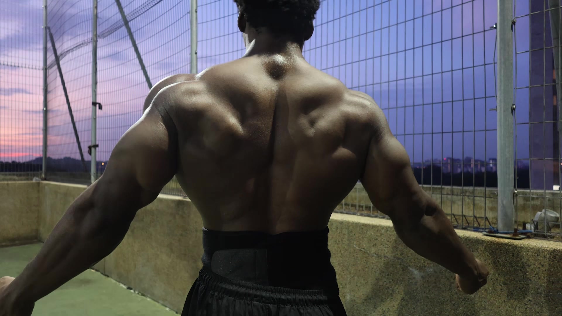 @Muscleboii