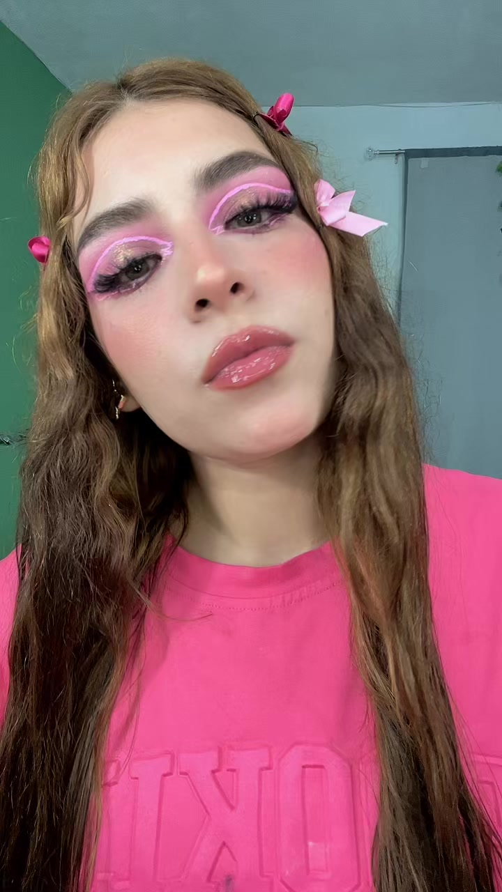 @Luz Estrada 🐺🖤