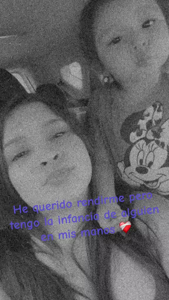 @ᥫ᭡ItsDestanieOfc🎀🍒
