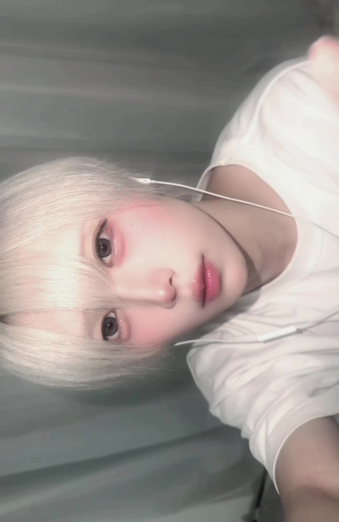 @ねる
