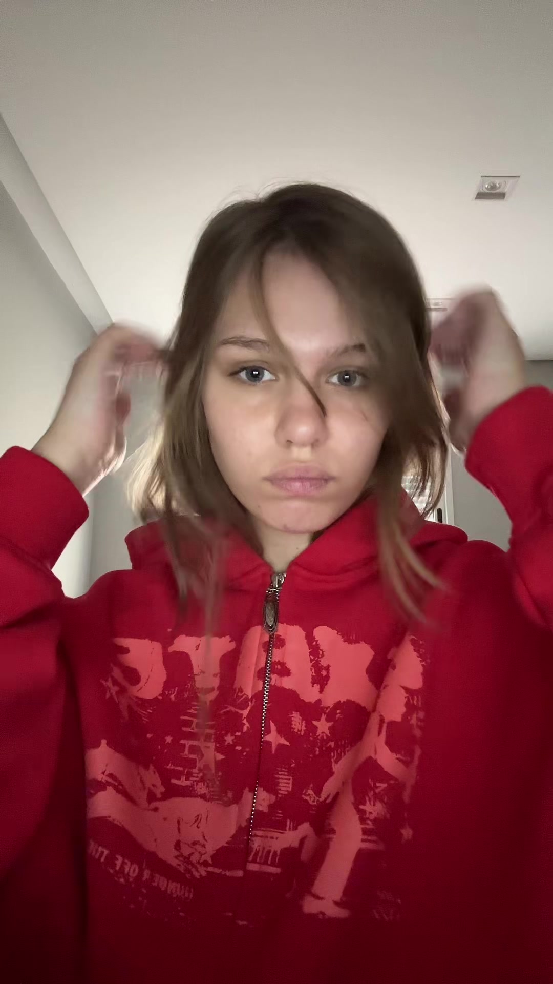 @isaforneckt