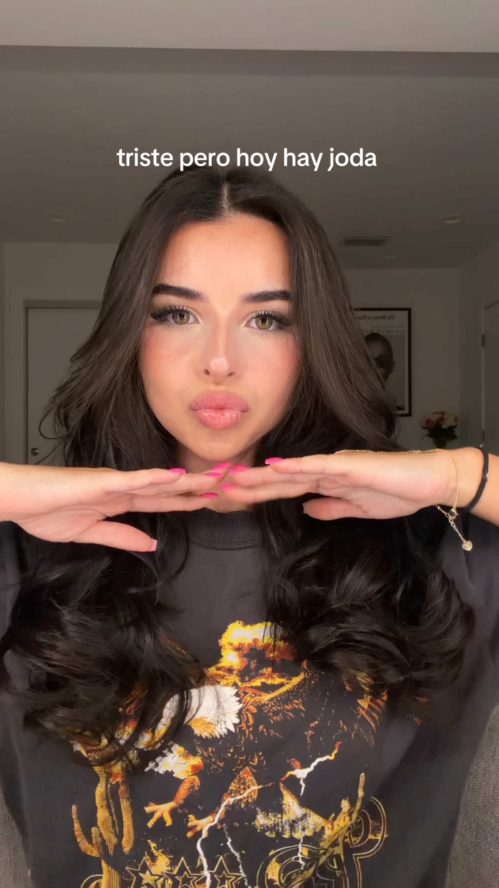 @vickyguez