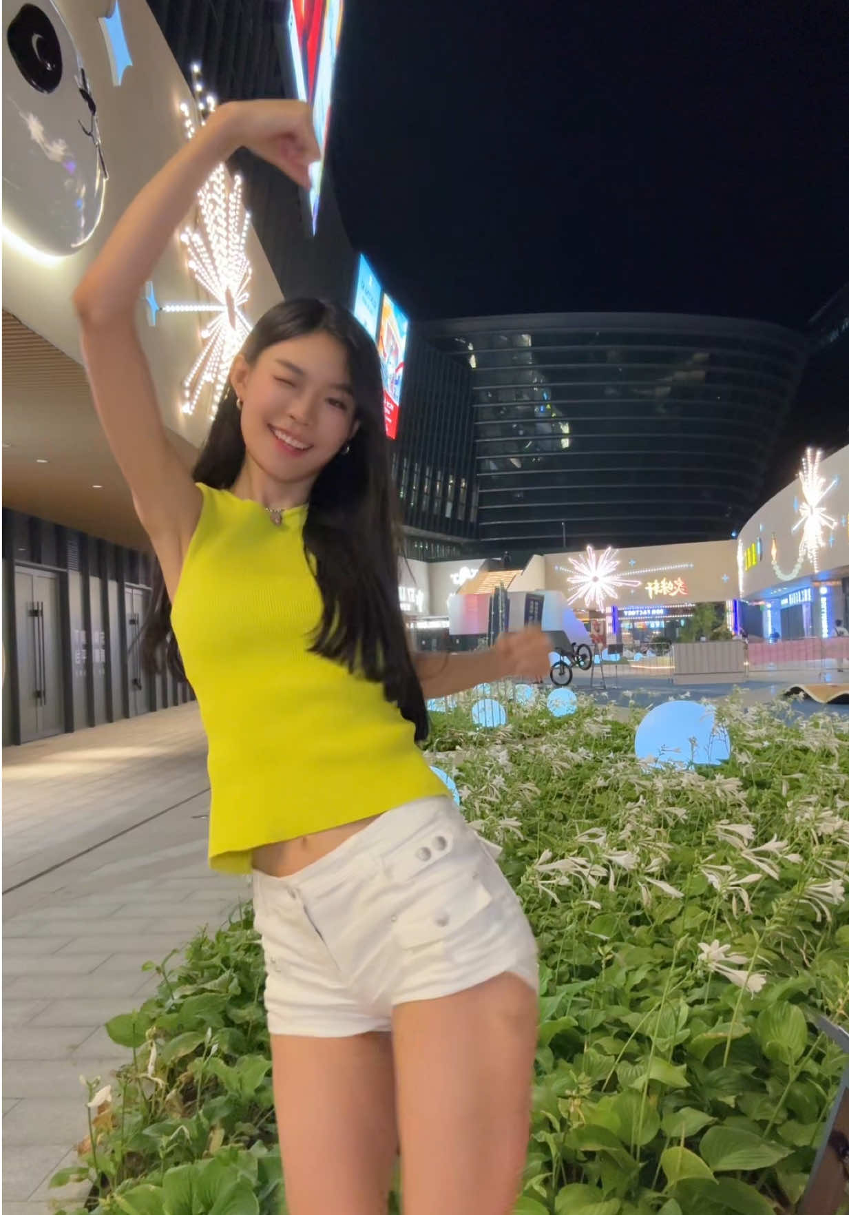 @NanaVLive