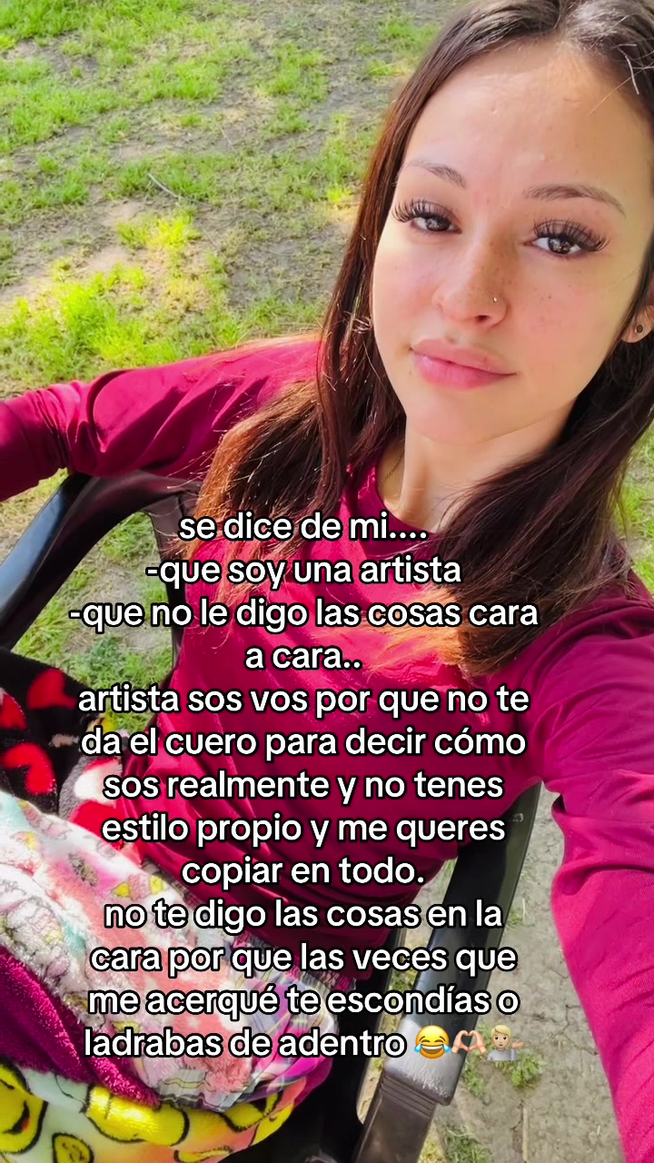 @Adriana_Dostal_
