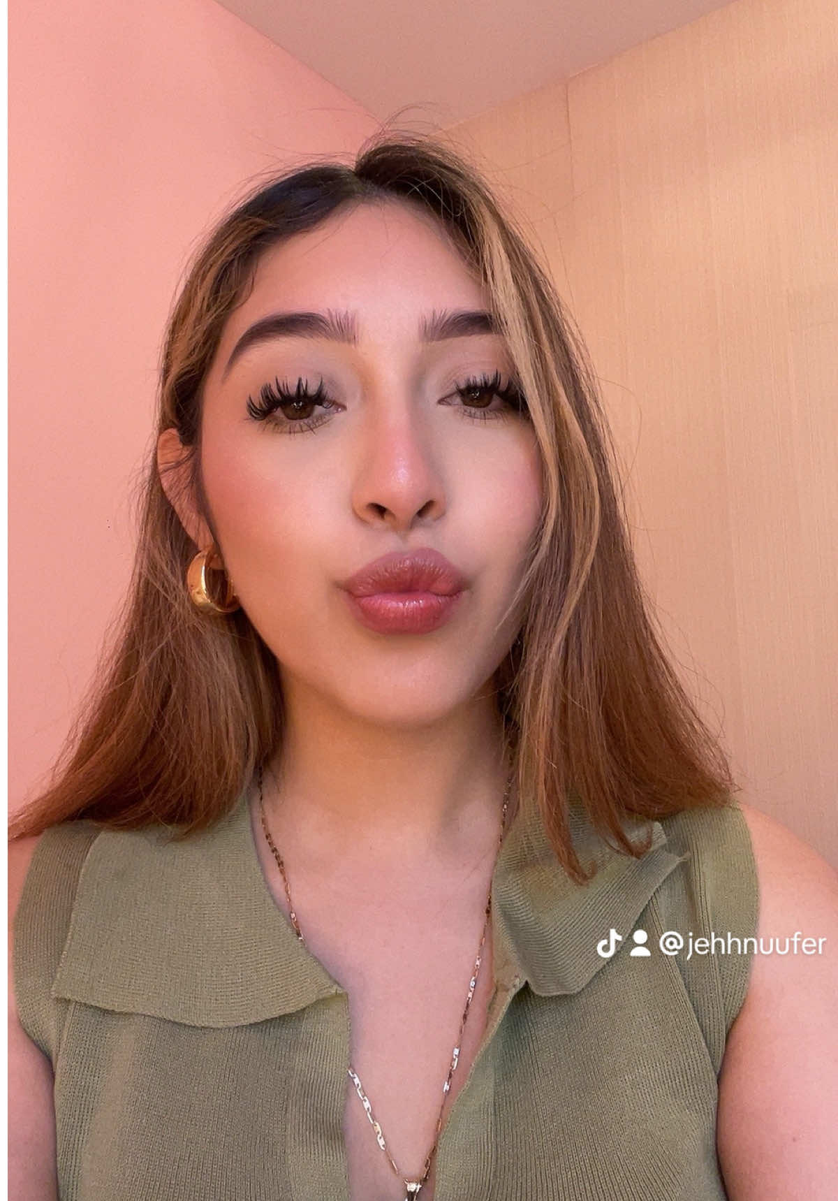 @Jehnni🌻