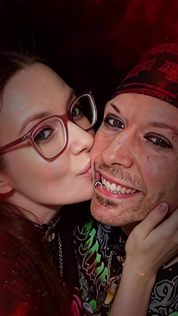 @🖤🩷EmoQueen🩷🖤