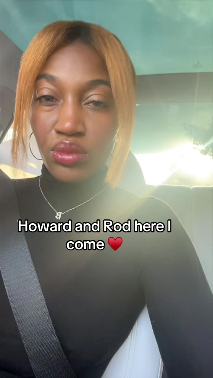 @TheLovelyBee🐝