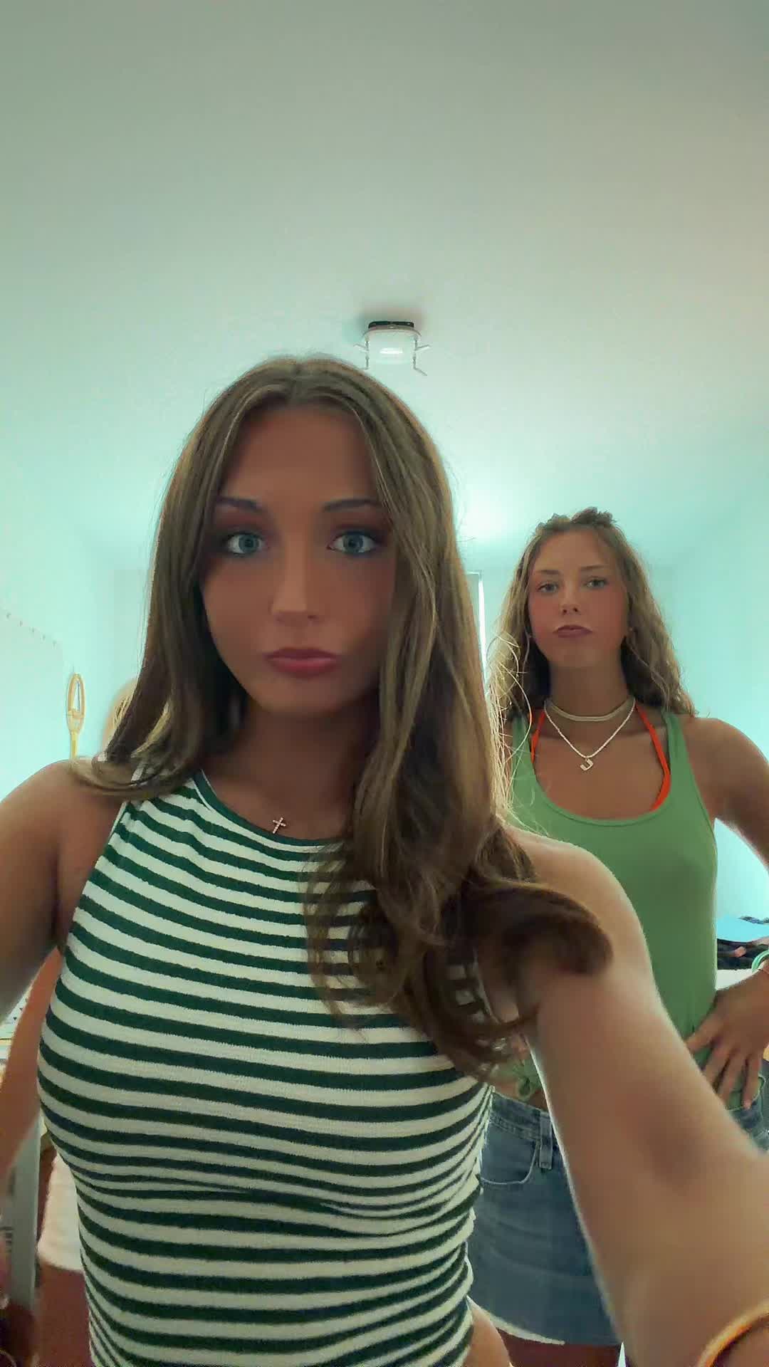 @Stella