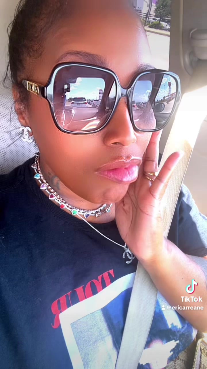 @EricaRenae ❌