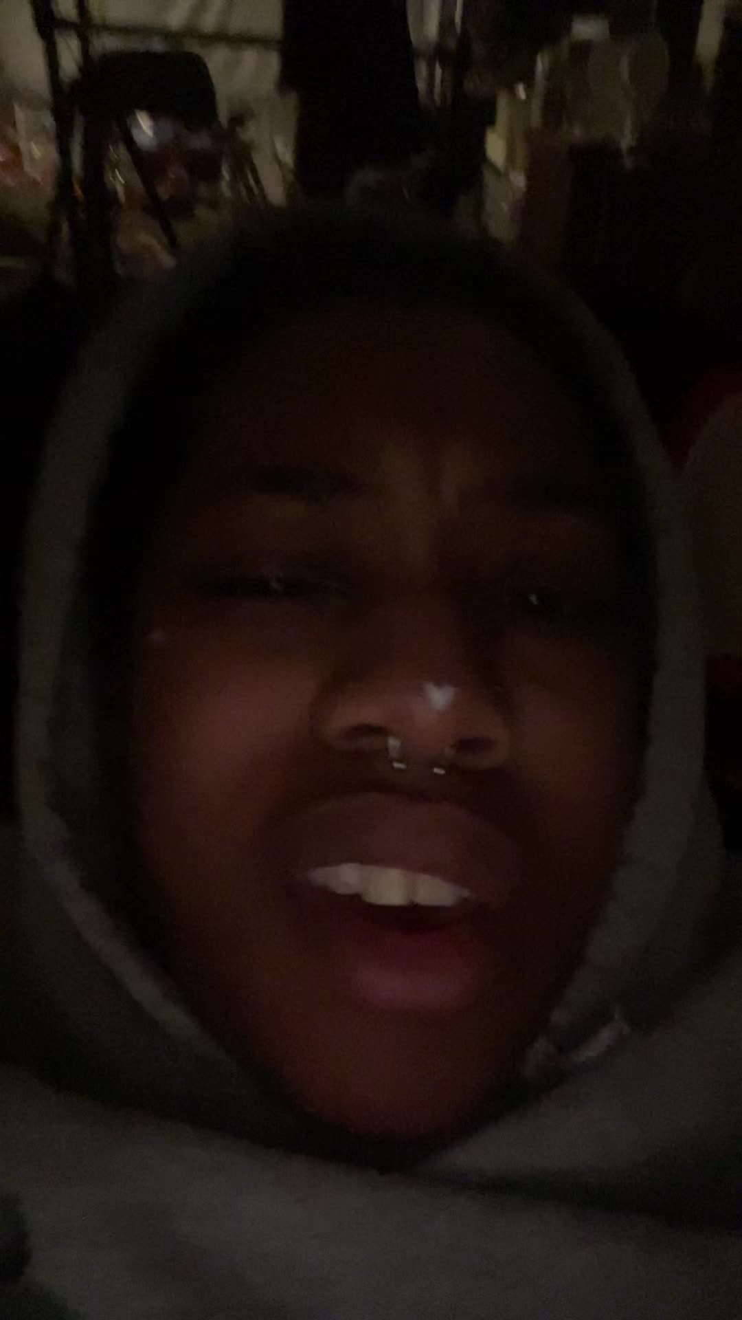 @Ari
