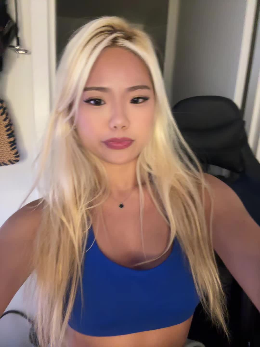@Hi