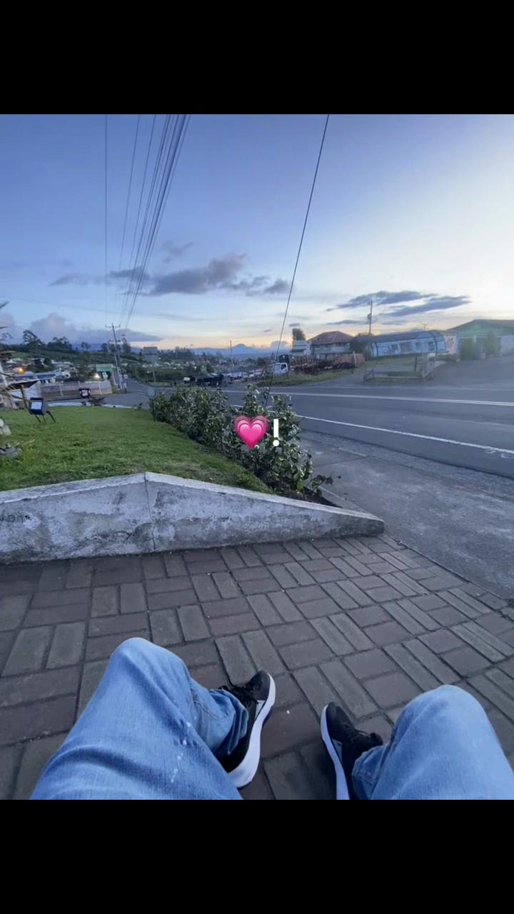@𝓐𝓷𝓭𝓻é𝓼 🥥